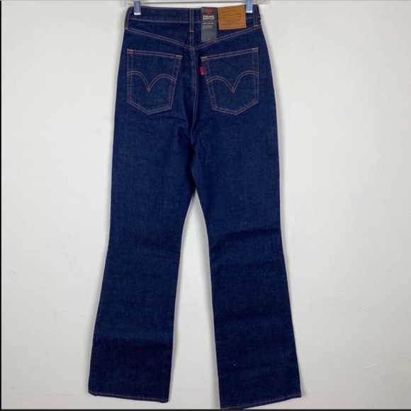 Levi’s Ribcage High Rise Bootcut Jeans - Picture 5 of 13